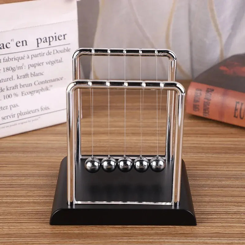 Newton's Cradle – Stress Relief Gift & Educational Science Toy